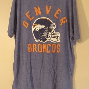 Denver Broncos T shirt